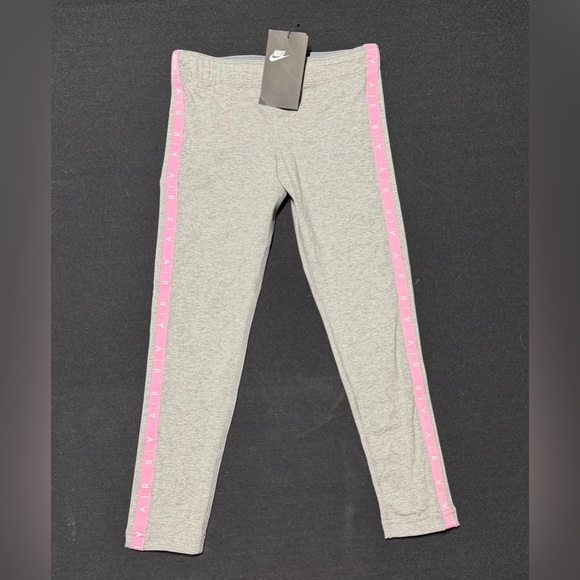 Girls Lot of 5 Nike Outfits - Picture 6 of 7